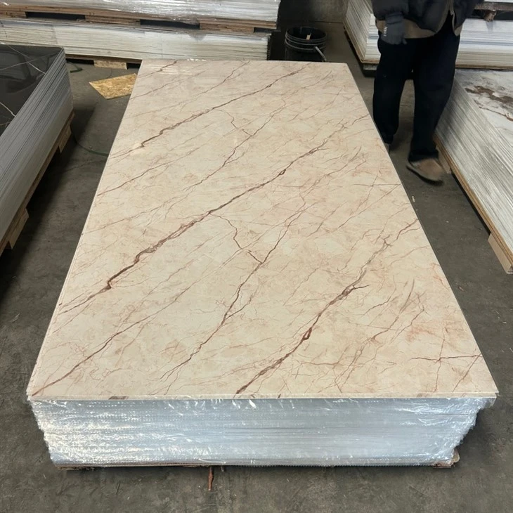 Birinci Sınıf Parlak UV-işlemli PVC Mermer Duvar Karosu